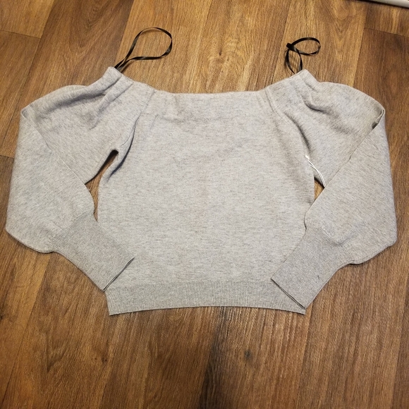 Good American Off-the-Shoulder Sweater - Picture 3 of 7